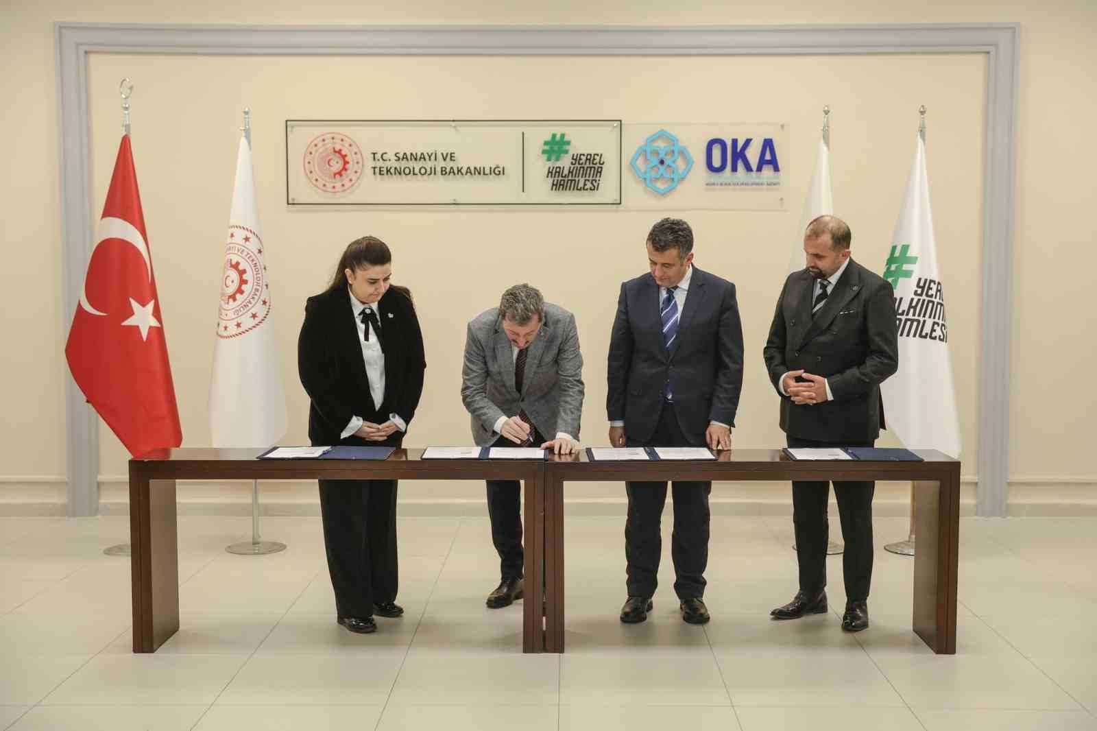 HASDÖV’de imzalar atıldı: Yılda 800 bin parça tıbbi alet üretecek
