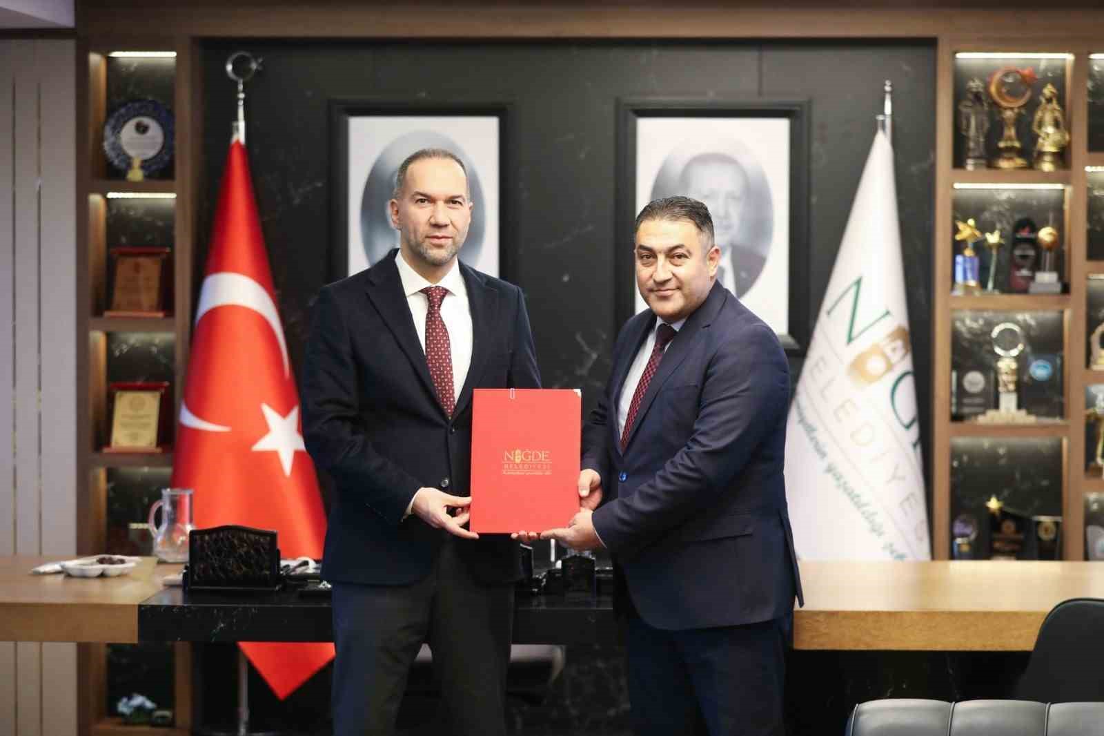 Niğde Belediyesi’nde en düşük işçi maaşı 44 bin 460 TL oldu
