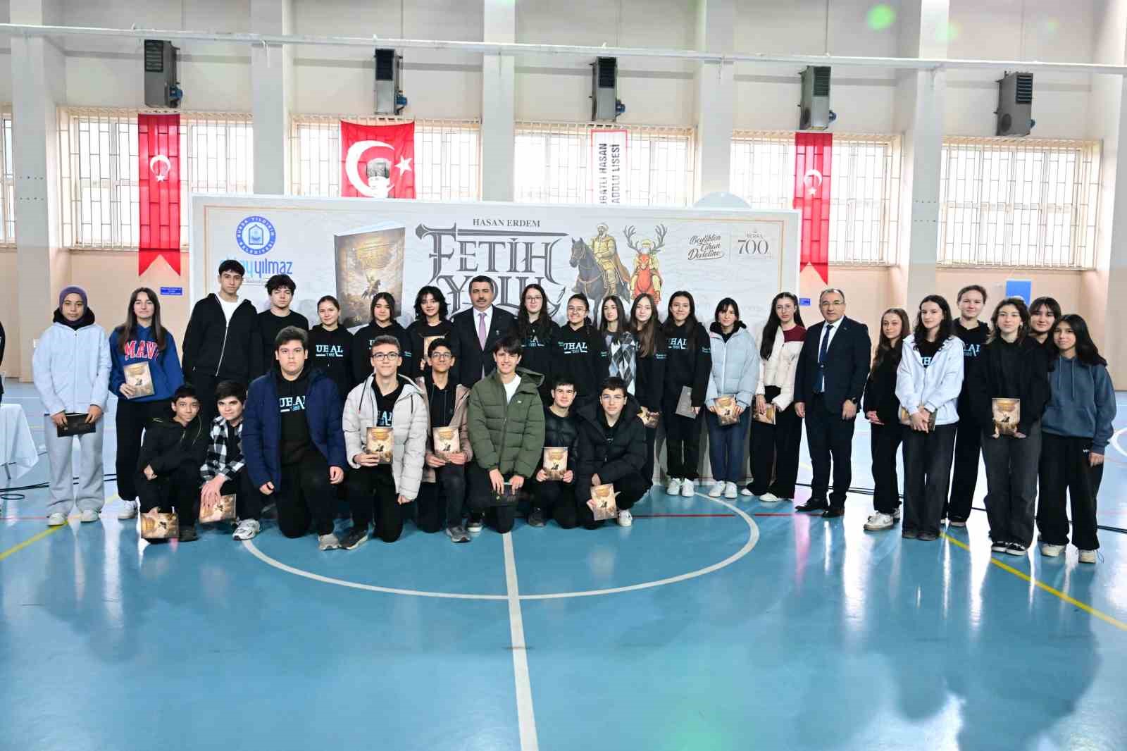 Yıldırım Belediyesi ’Fethin’ kitabını yazdı
