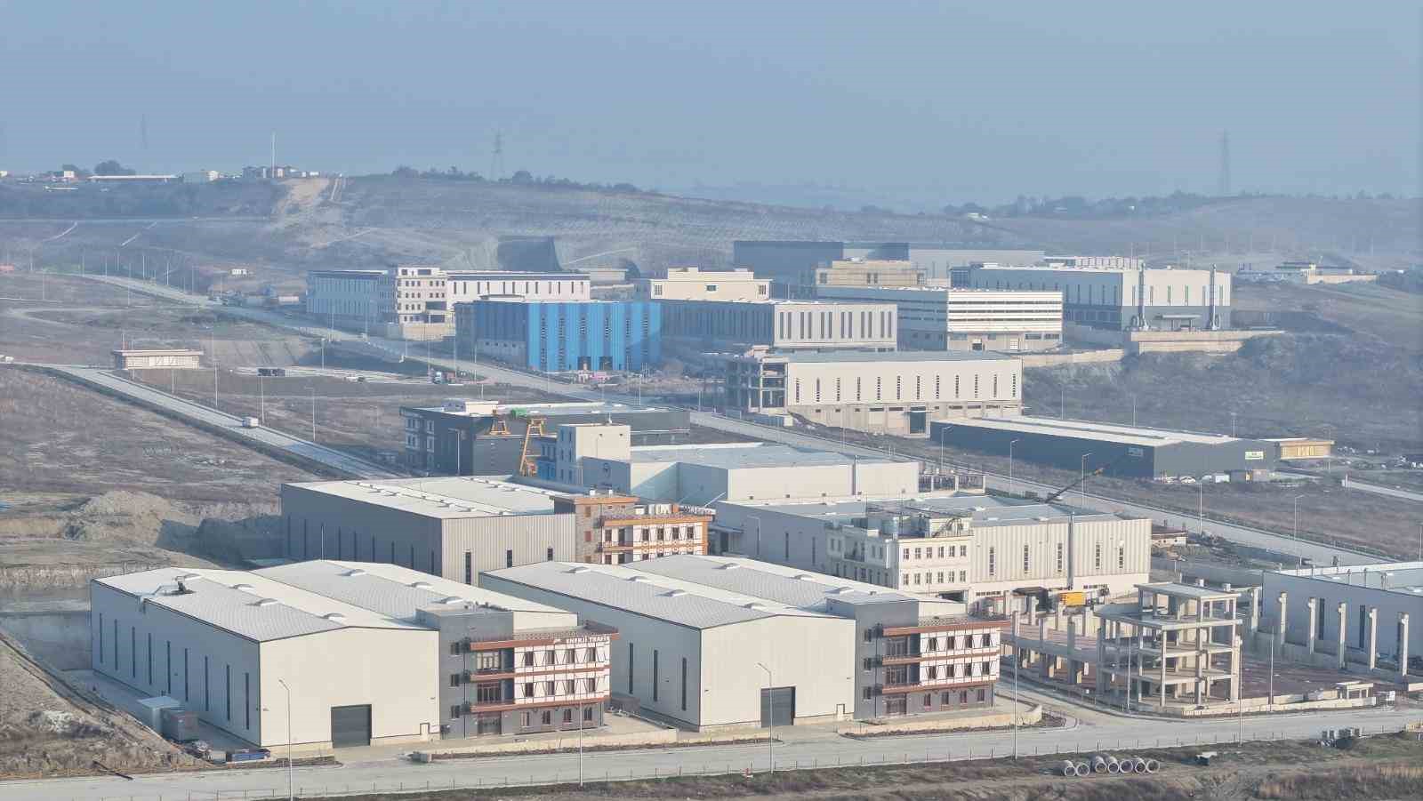 Yalova OSB’de sosyal yaşam alanlarını genişletiyor
