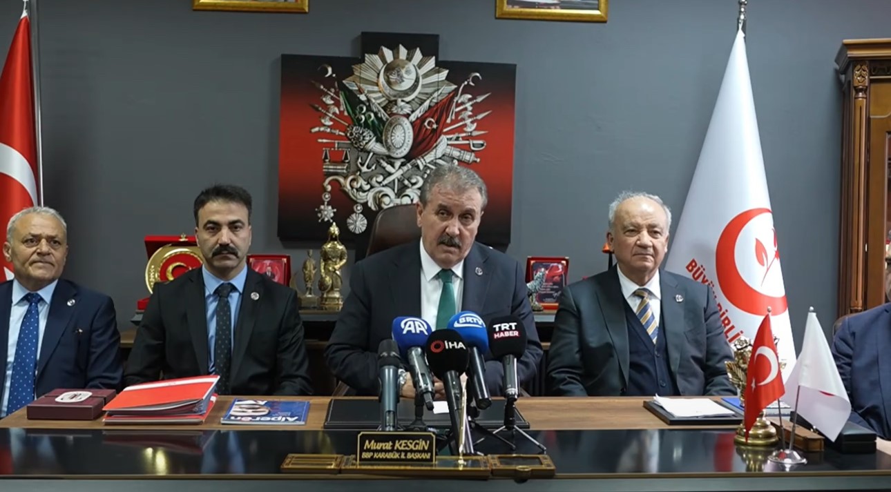 BBP Genel Başkanı Destici: "Trump ve Netenyahu gibi liderler dünya tarihinden silinmelidir"

