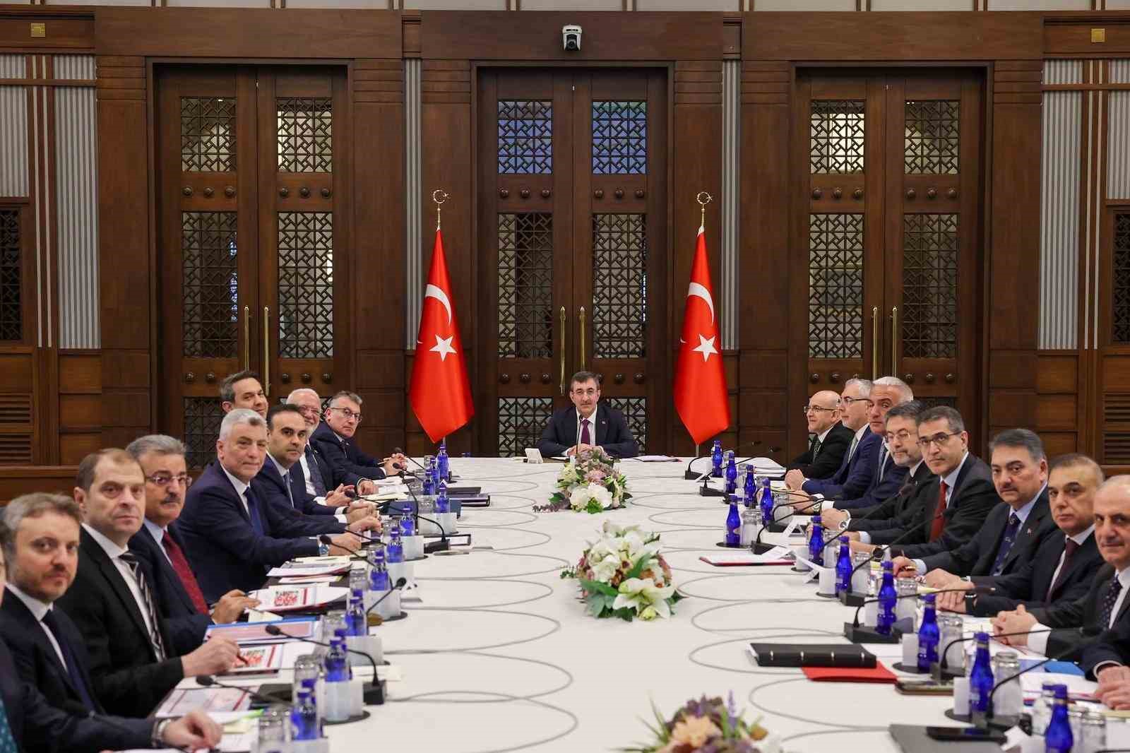 EKK: "Küresel ticarette artan belirsizlikler dış ticaret stratejilerinin yeniden şekillendirilmesini gerekli kılmaktadır"
