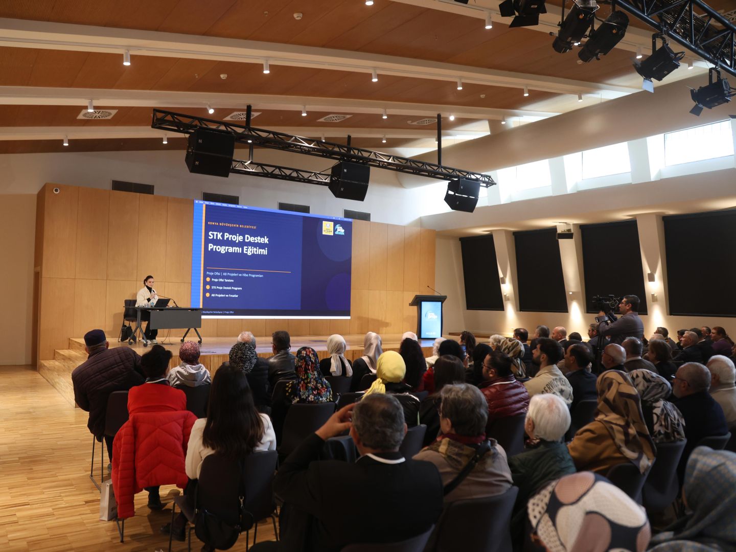 KONYA BÜYÜKŞEHİR BELEDİYESİ’NDEN STK’LARA PROJE VE HİBE EĞİTİMİ.