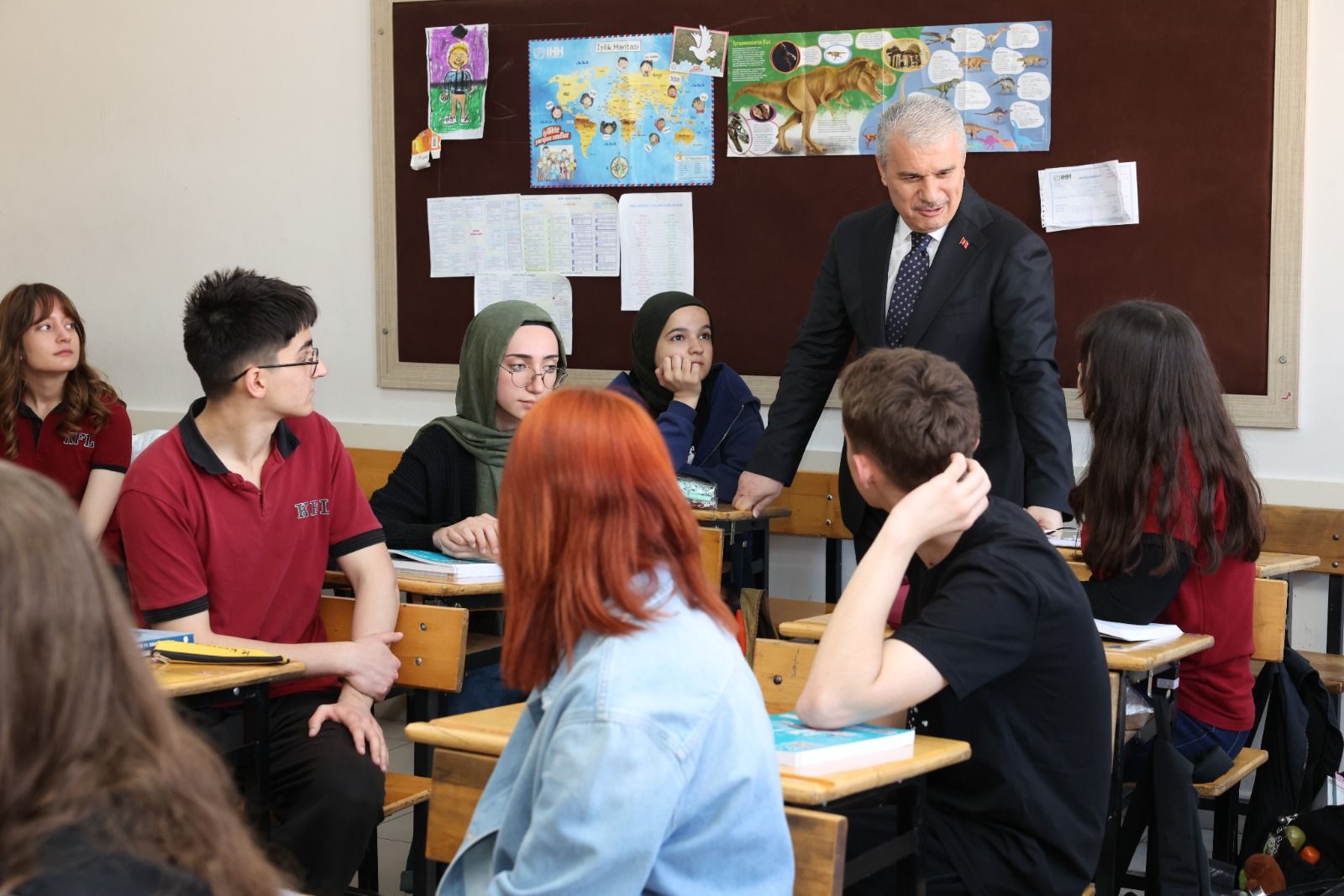 Konya Valisi İbrahim Akın Karatay Fen Lisesi’ni Ziyaret Etti