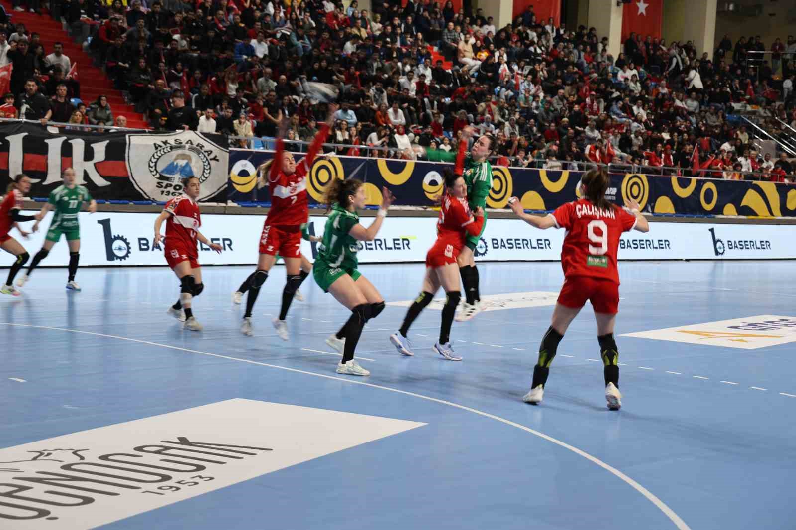 A Milli Kadın Hentbol Takımı, Macaristan’a 42-23 mağlup oldu
