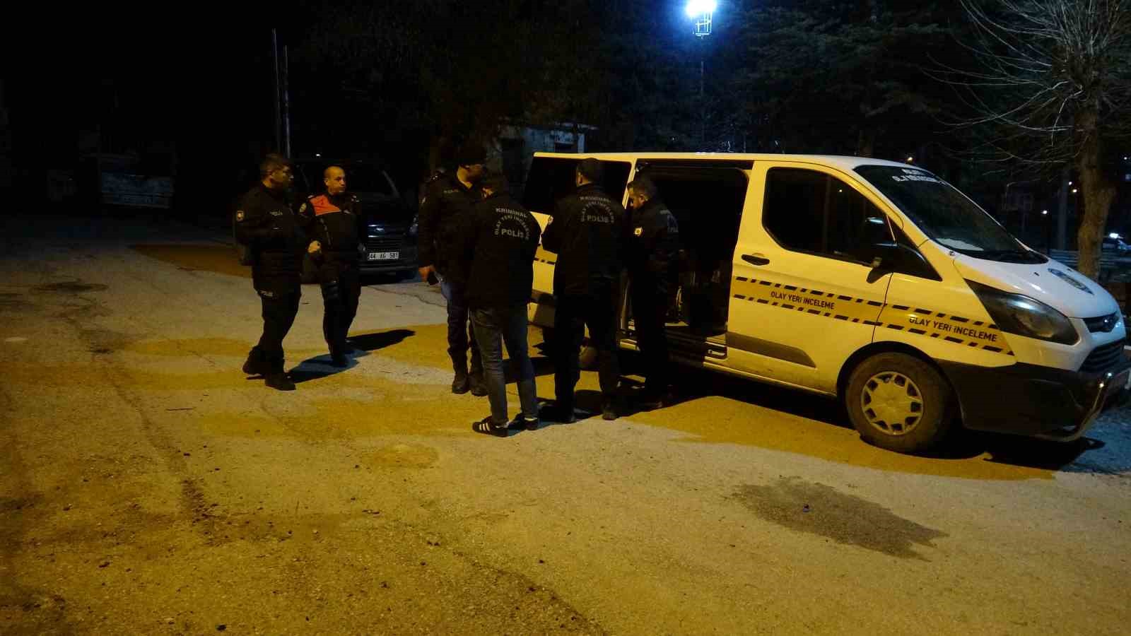 Malatya’da alacak verecek kavgası kanlı bitti: 1 yaralı
