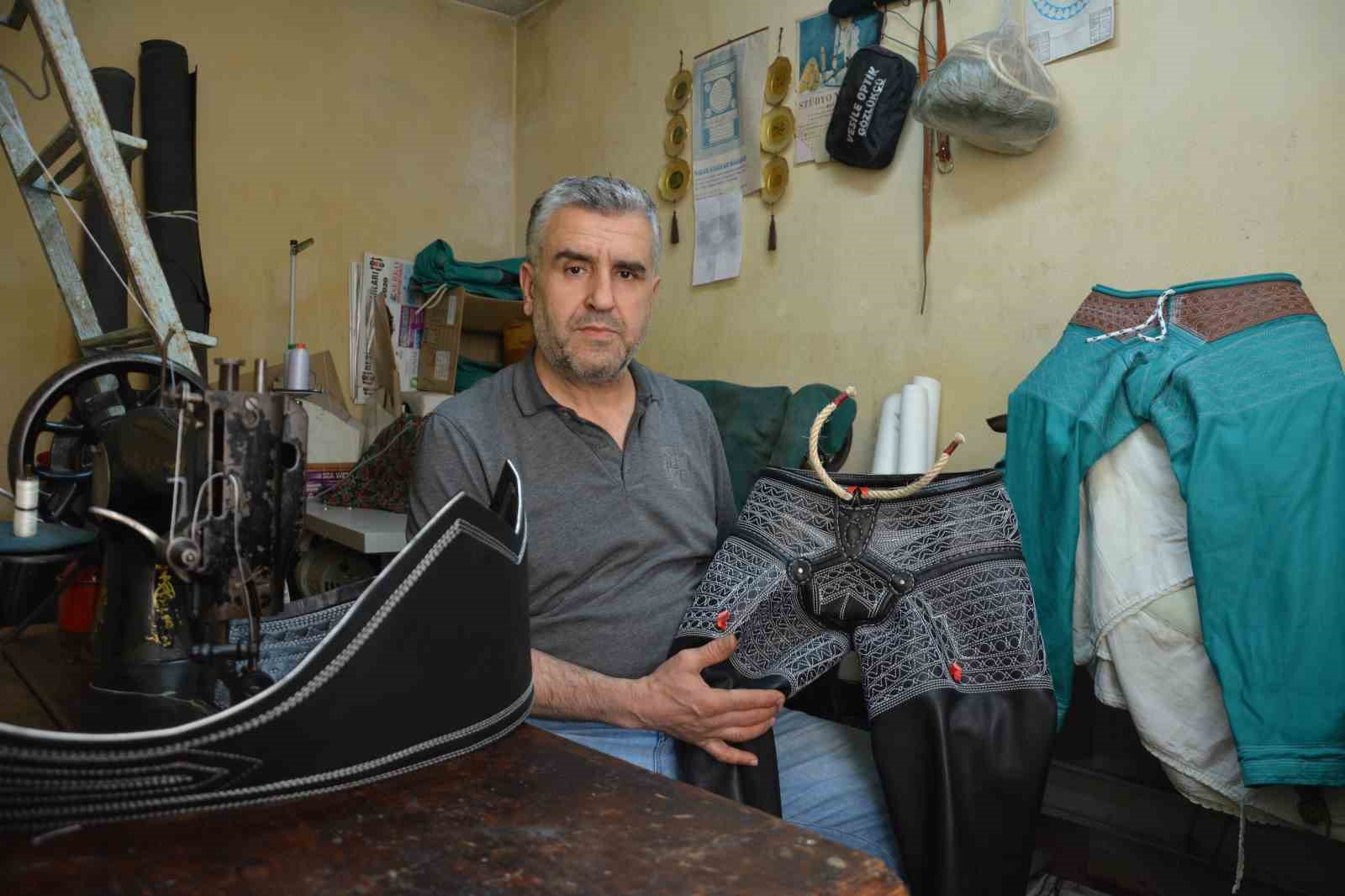 Er meydanının gizli kahramanı zamana direniyor
