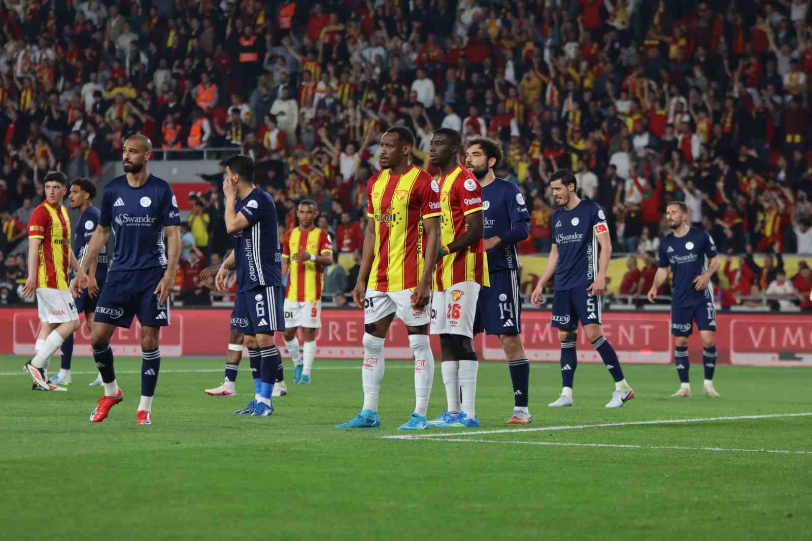 Trendyol Süper Lig: Göztepe: 2 - Antalyaspor: 0 (Maç sonucu)
