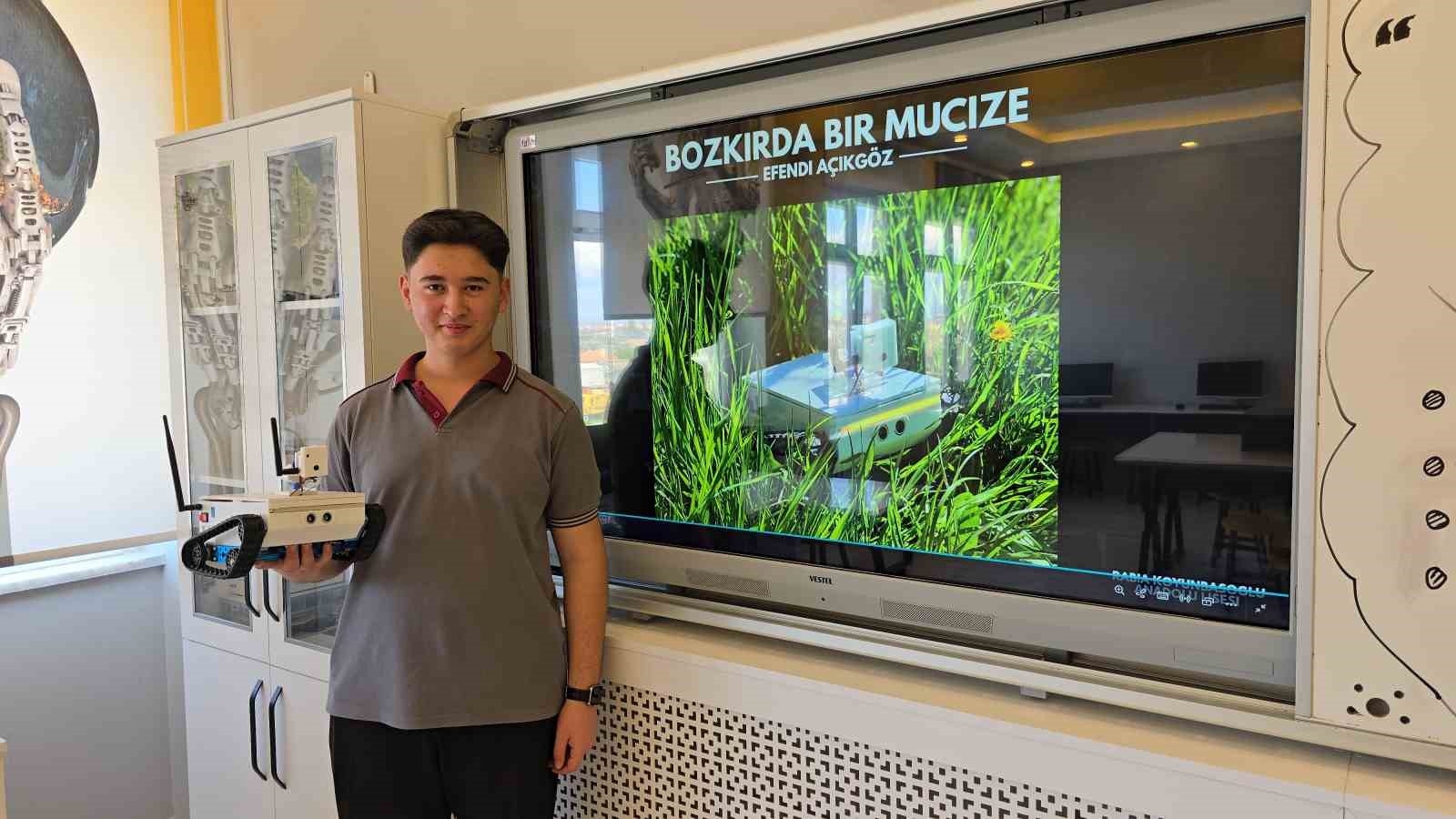 Annesi tasarımlarına ’zımbırtı’ demişti, şimdi uluslararası sunuma hazırlanıyor
