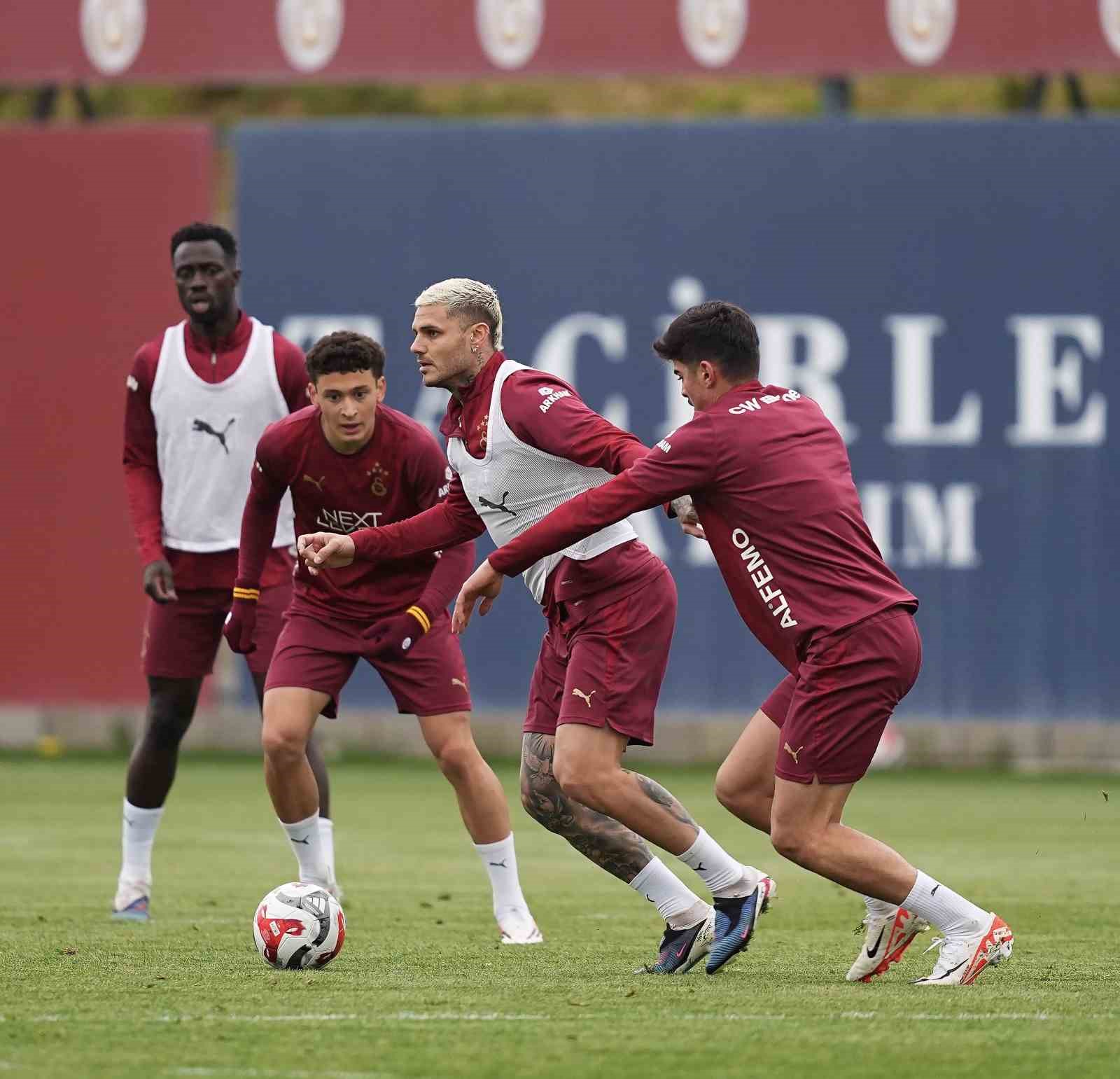 Galatasaray, Antalyaspor maçı hazırlıklarına başladı

