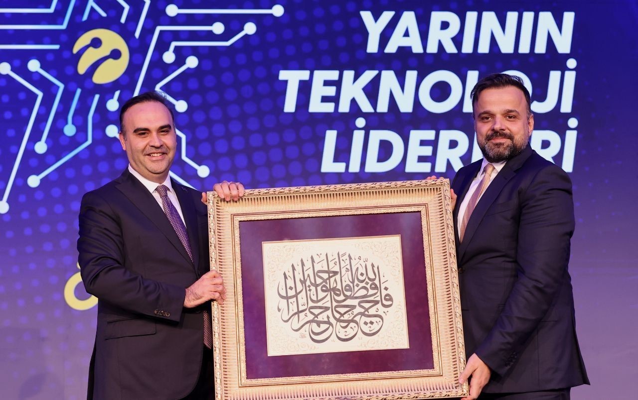 Bakan Kacır: ‘‘Teknoloji girişimlerinin sermayesi akıl sermayesidir’’
