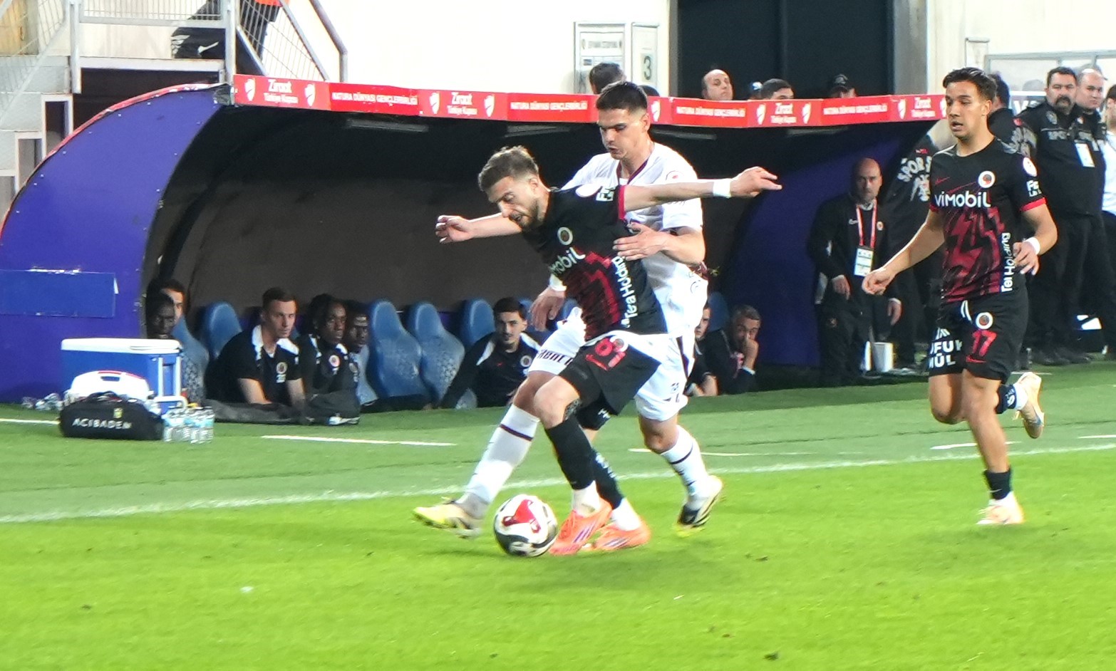 Trendyol Süper Lig: Gençlerbirliği: 0 - Trabzonspor: 0 (İlk yarı)
