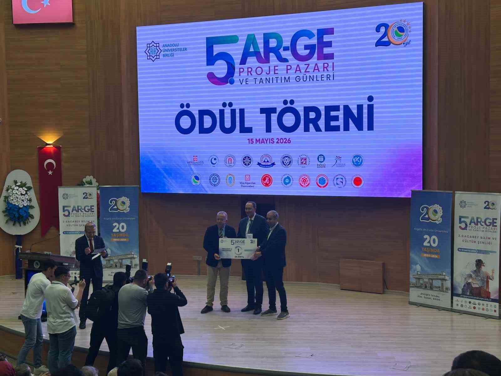 MTÜ’nün yapay zeka destekli deprem projesi Türkiye birincisi oldu

