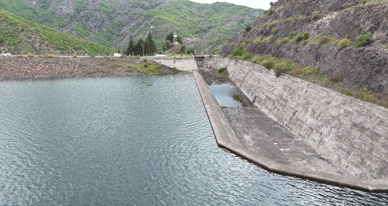 Almus Barajı’nda dolusavağa 50 santim kaldı
