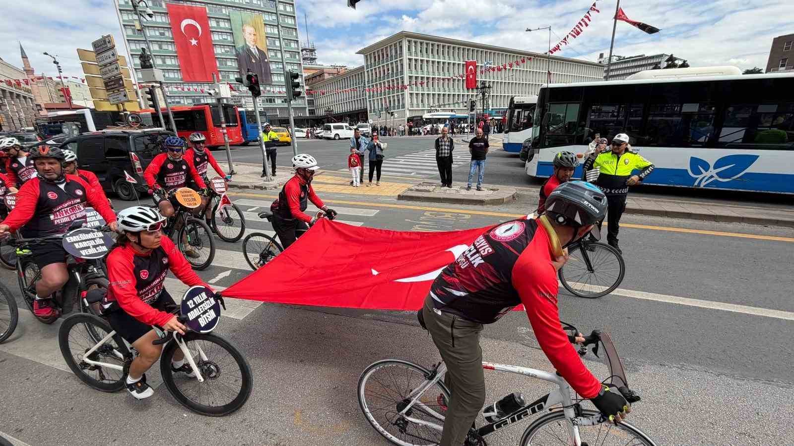 ÜNİPERSEN Genel Başkanı Güzel: "Sendika olarak üniversite idari personelinin haklarını savunmak için mücadele ediyoruz"
