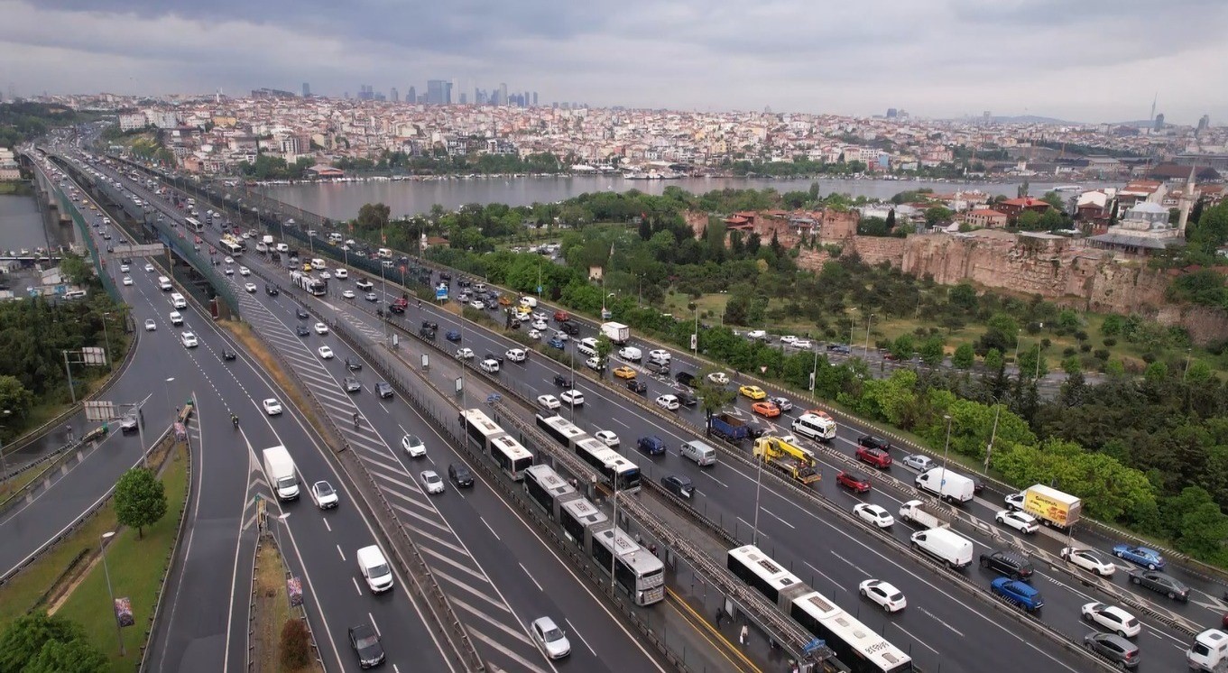 İstanbul’da yağmur ve maç trafiği
