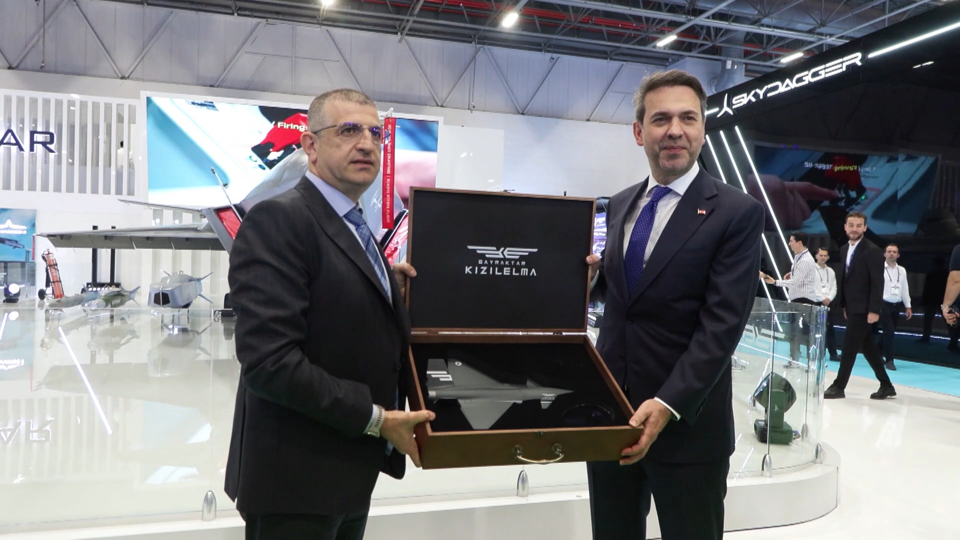Bakan Bayraktar: Saha Expo bir iftihar vesilesi