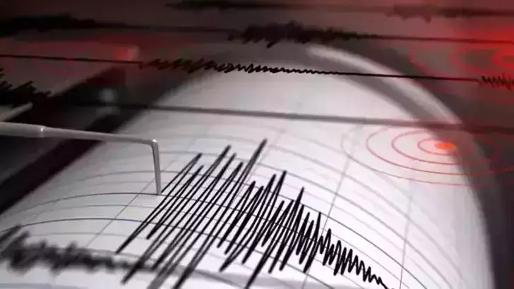Japonya'da 6.7 büyüklüğünde deprem 