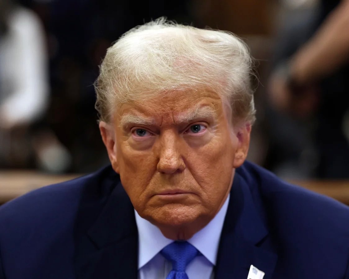 Trump: İran'da her şeyi iki günde yok edebiliriz