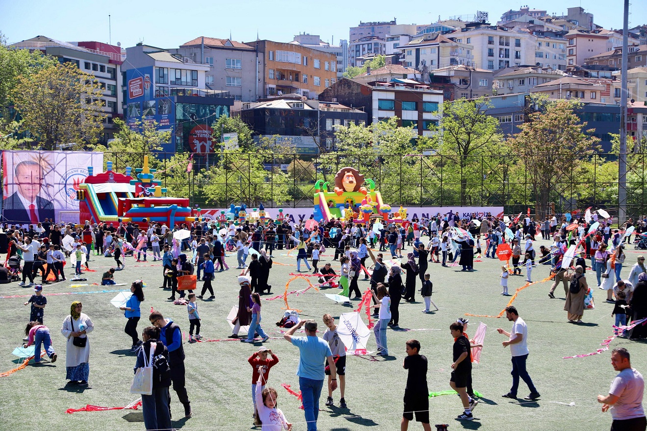 Kağıthane’de ‘Uçurtma Şenliği’ renkli görüntülere sahne oldu