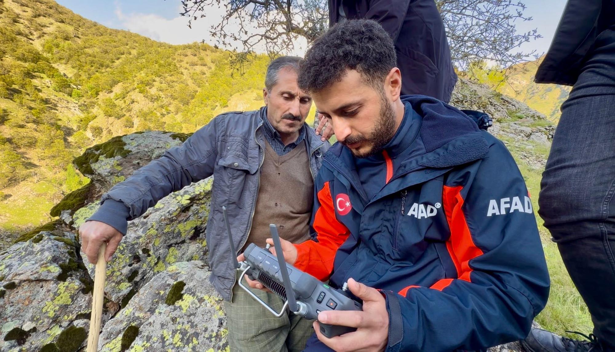Muş'ta dereye düşen Gülsima aranıyor