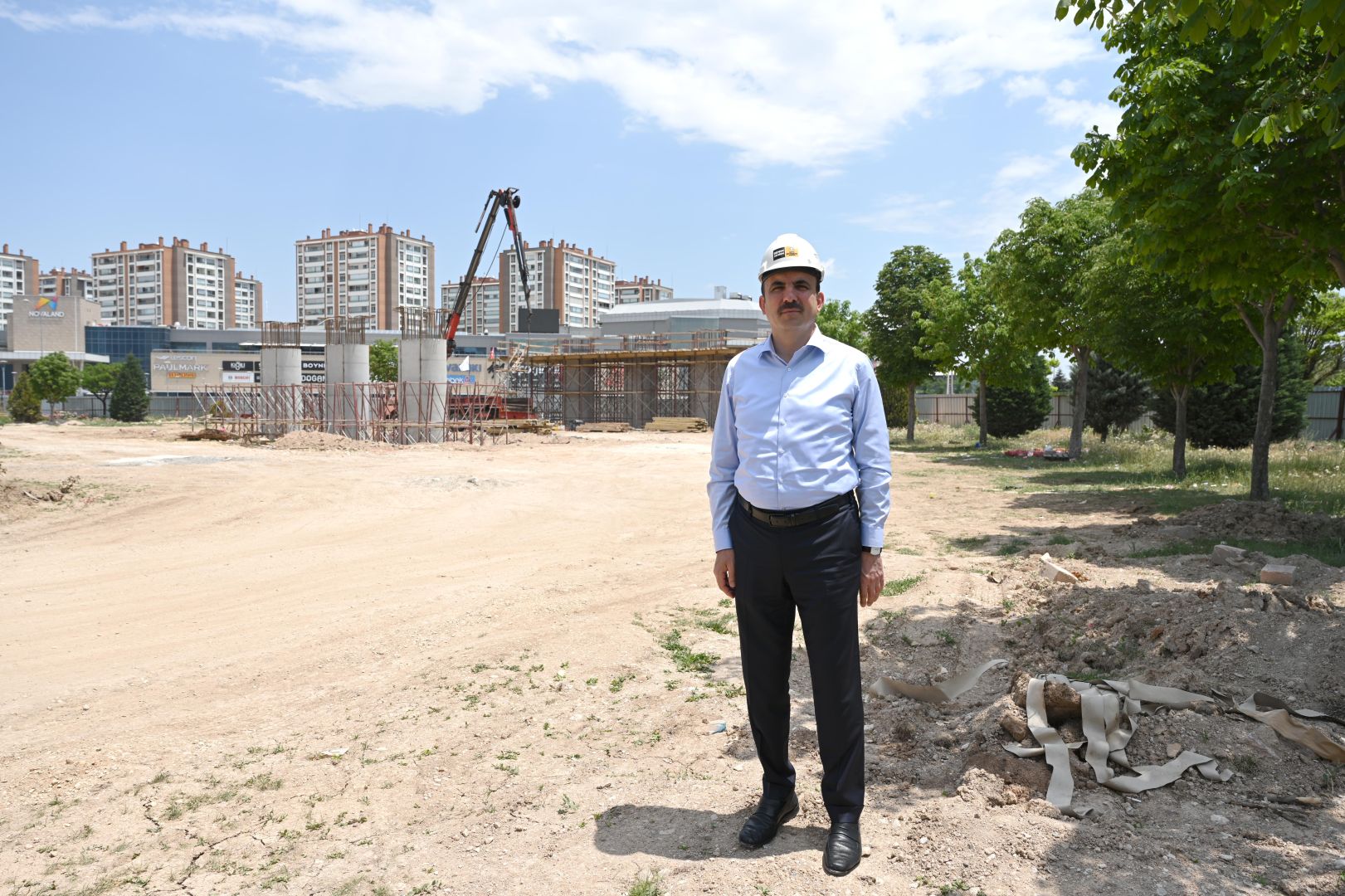 BAŞKAN ALTAY: “YURTLAR BÖLGESİ'NDE TRAMVAY HATTIMIZI YUKARI ALACAĞIMIZ KÖPRÜ ÇALIŞMAMIZ KESİNTİSİZ BİR ŞEKİLDE DEVAM EDİYOR”