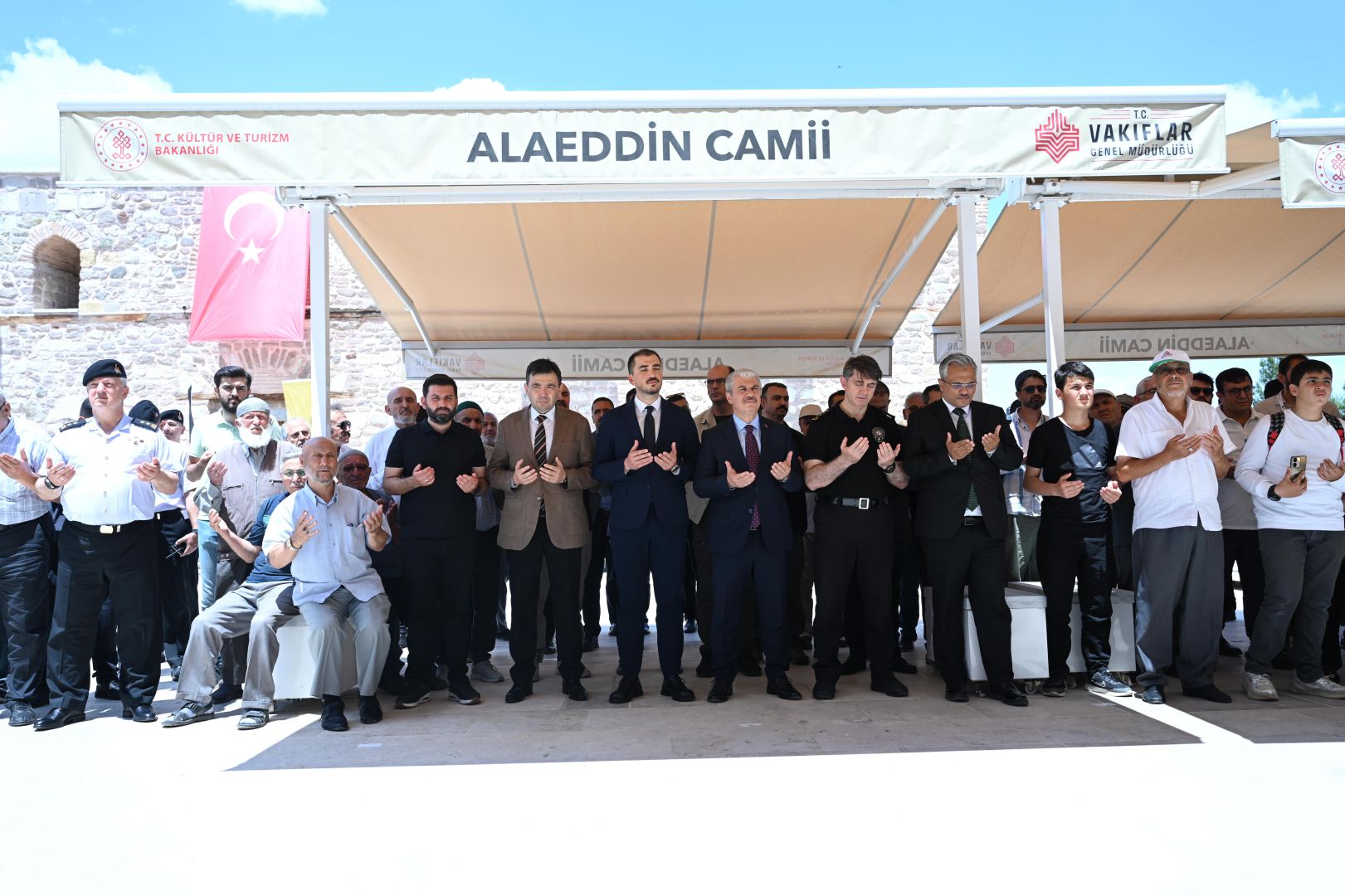 KONYA’NIN DARÜLMÜLK OLUŞUNUN 929. YILINDA SELÇUKLU SULTANLARI ANILDI.