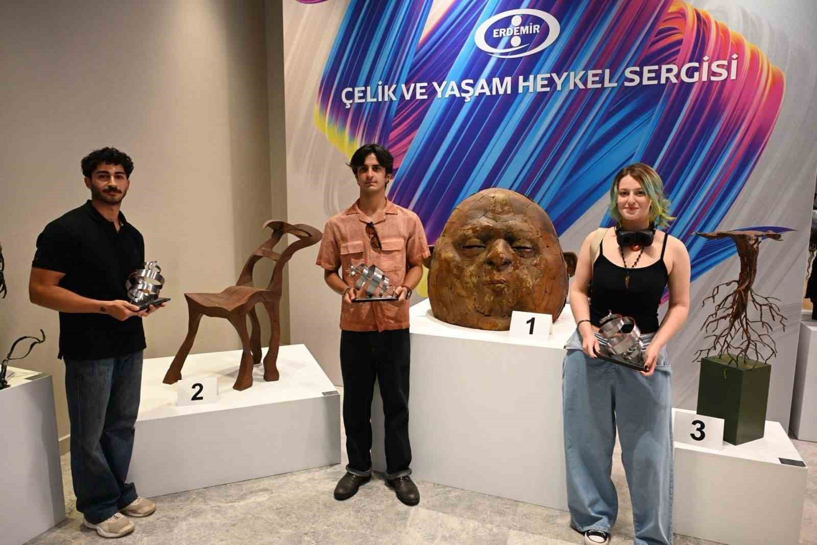 GSF öğrencilerinden Çelik ve Yaşam Heykel Yarışması’nda büyük başarı

