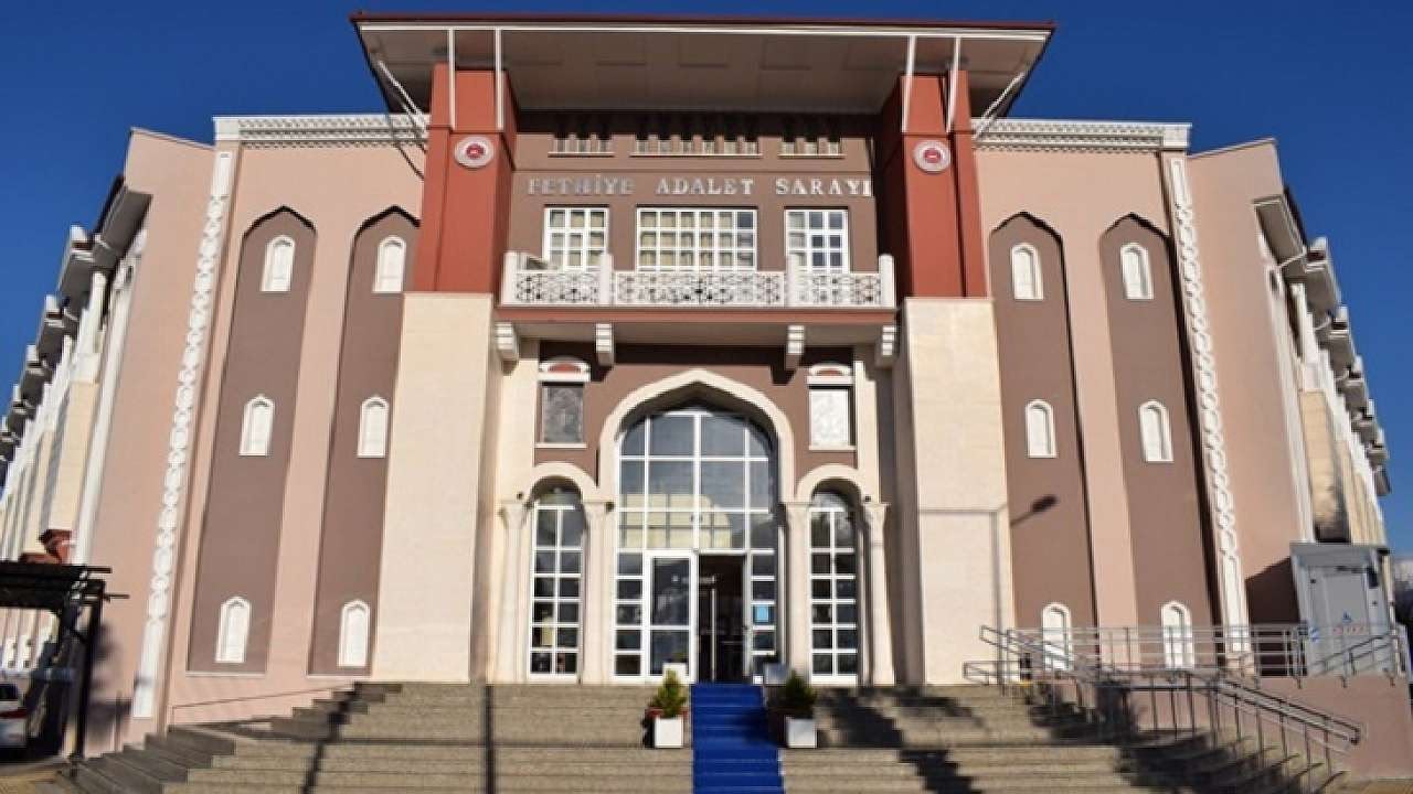 Fethiye’de göçmen kaçakçılığı operasyonu: 18 gözaltı

