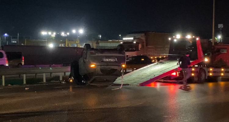 Arnavutköy’de 4 aracın karıştığı zincirleme kaza: 1 yaralı 