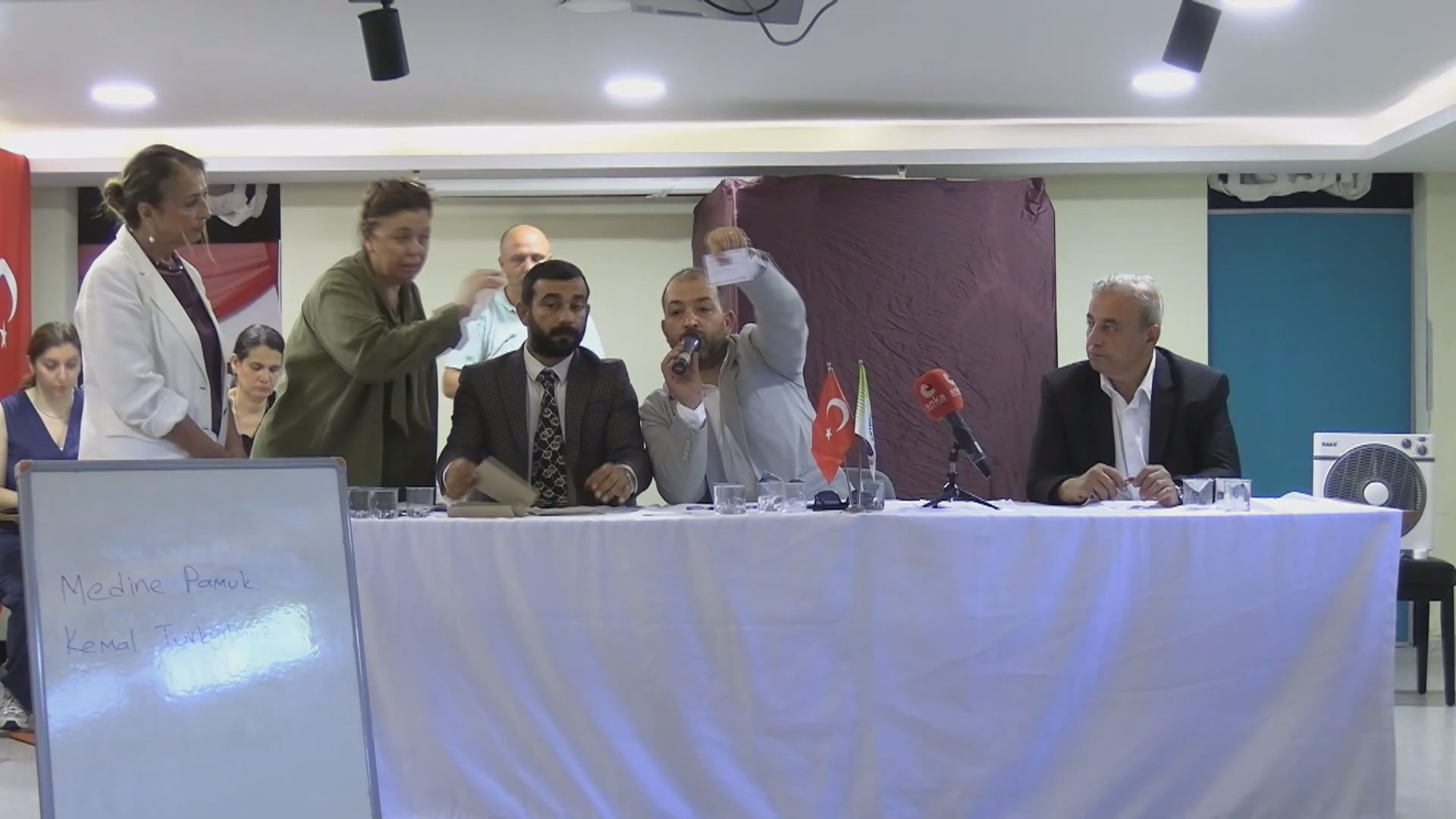 Adalar Belediyesi’nde Medine Pamuk başkanvekili oldu