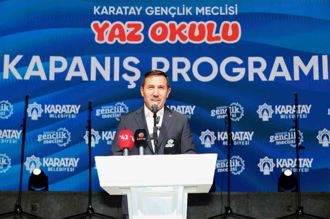KARATAY GENÇLİK MECLİSİ YAZ OKULU COŞKULU KAPANIŞ PROGRAMIYLA SONA ERDİ.