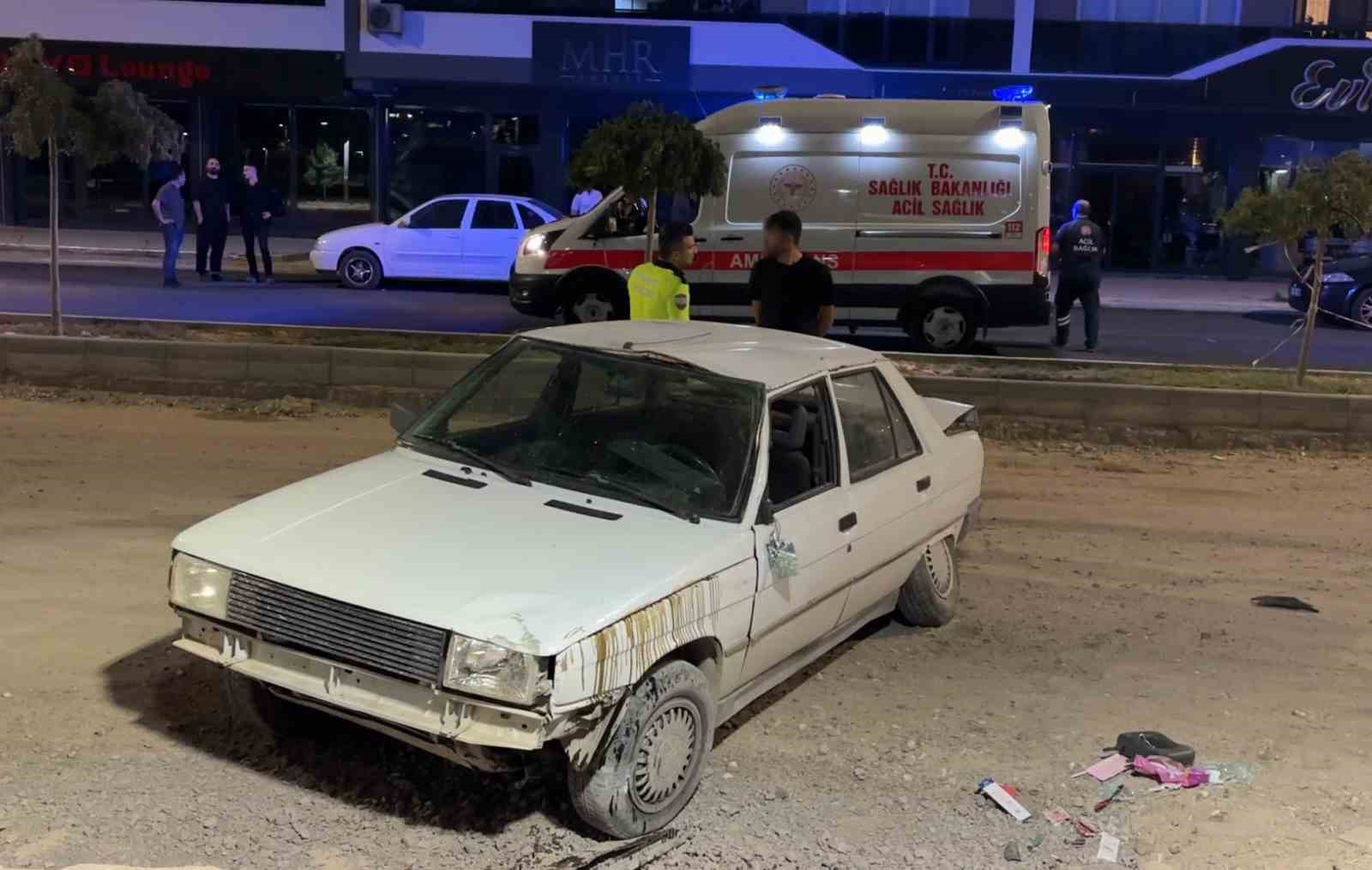 Takla atan otomobilden burnu bile kanamadan çıktı
