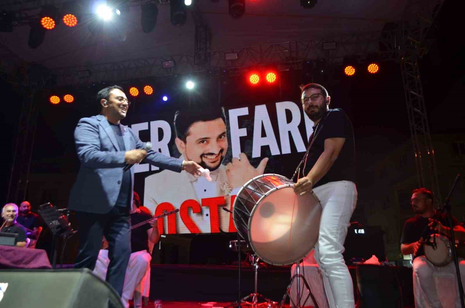 Selendi’de Ankara havaları rüzgarı
