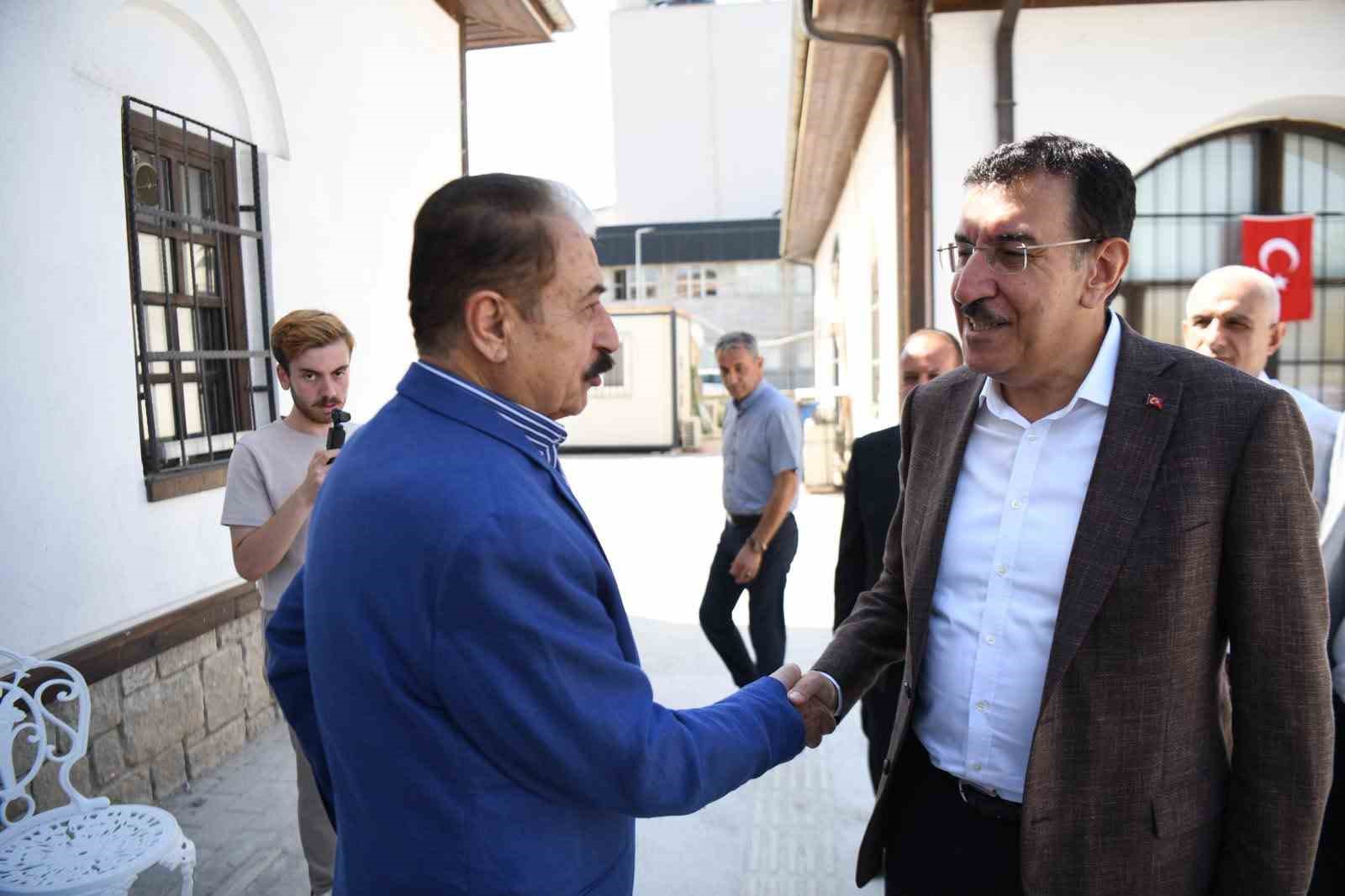 Ahilik Haftası Buluşmasında Malatya’nın sorunları görüşüldü
