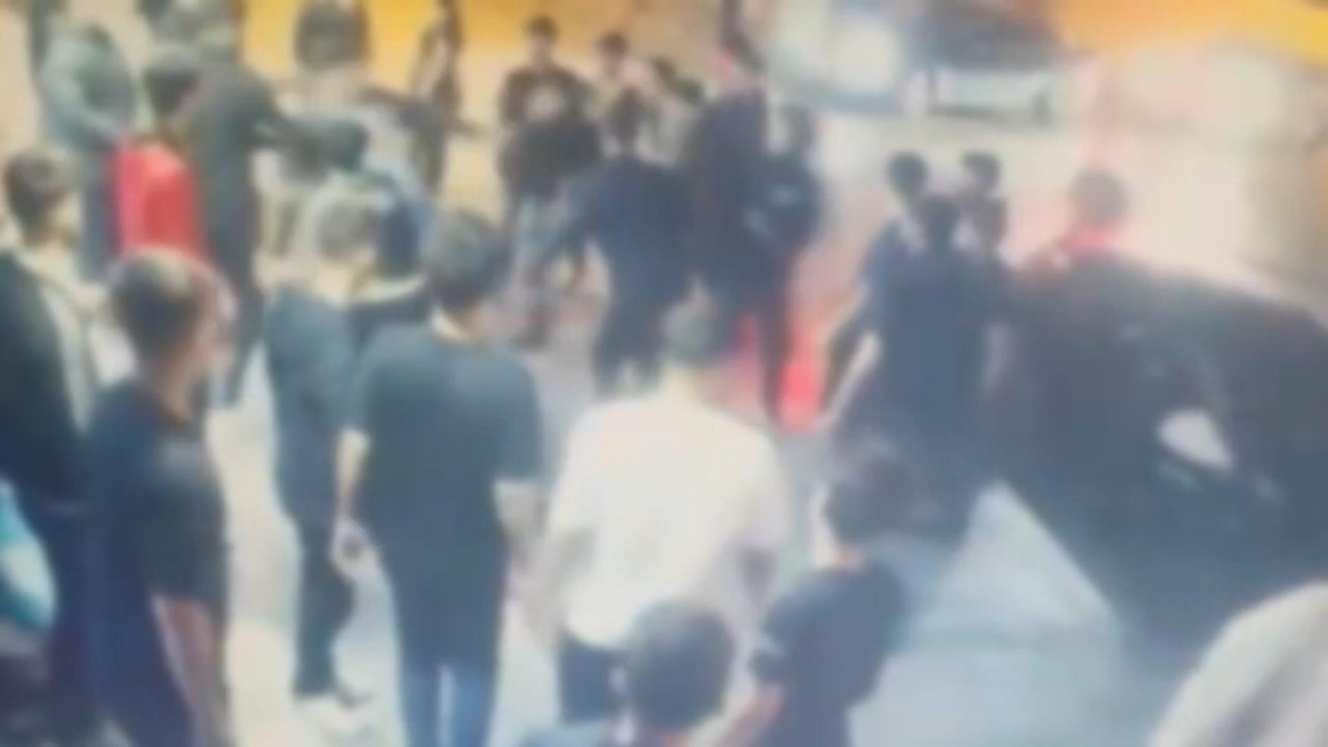 Bağcılar'da sanal medya tartışması bıçaklı kavgaya dönüştü: 2 yaralı